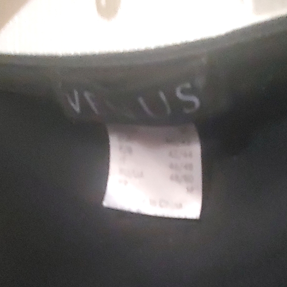 Venus black jumper - Picture 3 of 4